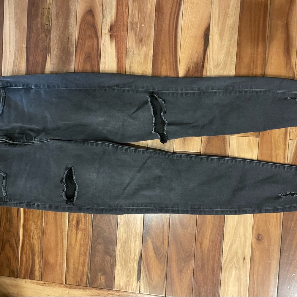 Men's Black Distressed Jeans